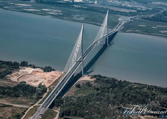 De Vernelle - Saint Pierre En Auge * Bretteville-sur-Dives